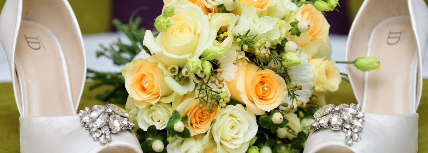 Wedding flowers created by Thistle Du, award-winning florist in Ayrshire
