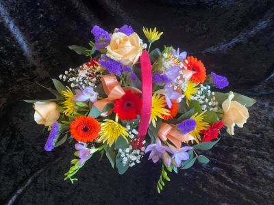 Signature Basket - Signature Basket - Flowers may vary